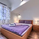 Jadreski By Interhome *