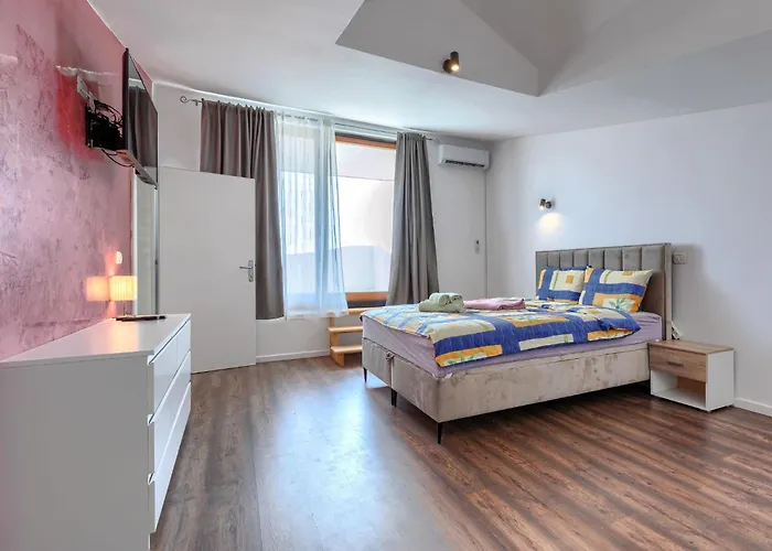 Jadreski By Interhome بولا