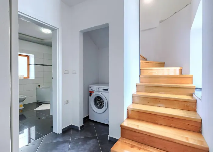 Casa de Férias Jadreski By Interhome Pula