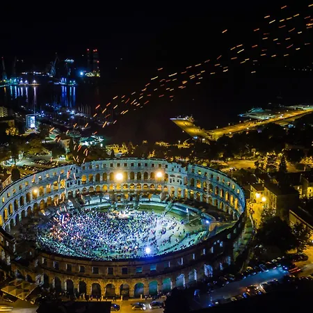 Jadreski By Interhome * Πούλα