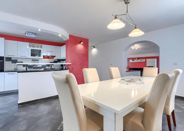 Jadreski By Interhome Пула