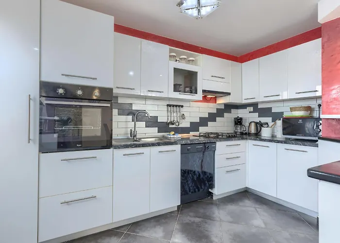 Jadreski By Interhome Tatil Evi Pula